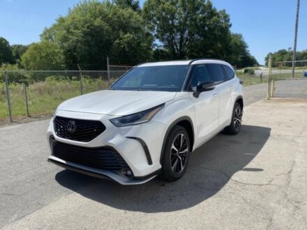 Тойота Хайлендер 2021 в Одессе на Automoto.ua Белый Тойота Хайлендер, объемом двигателя 3.5 л и пробегом 37 тыс. км за 32100 $, фото 1 на Automoto.ua