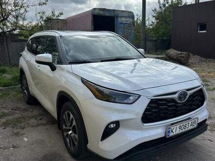 Тойота Хайлендер 2022 в Фастове на Automoto.ua Белый Тойота Хайлендер, объемом двигателя 2.49 л и пробегом 46 тыс. км за 45600 $, фото 1 на Automoto.ua