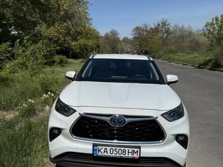 Белый Тойота Хайлендер, объемом двигателя 2.49 л и пробегом 41 тыс. км за 56500 $, фото 1 на Automoto.ua