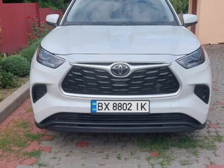 Білий Тойота Хайлендер, об'ємом двигуна 0 л та пробігом 26 тис. км за 41124 $, фото 1 на Automoto.ua