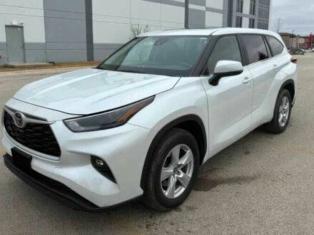 Белый Тойота Хайлендер, объемом двигателя 2.4 л и пробегом 35 тыс. км за 22000 $, фото 1 на Automoto.ua