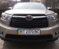 Бежевый Тойота Хайлендер, объемом двигателя 3.5 л и пробегом 92 тыс. км за 30000 $, фото 1 на Automoto.ua