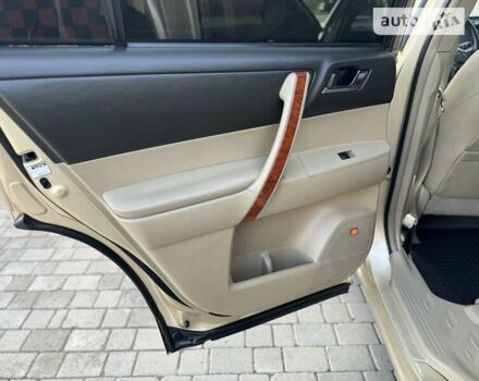 Бежевый Тойота Хайлендер, объемом двигателя 3.46 л и пробегом 280 тыс. км за 13200 $, фото 28 на Automoto.ua