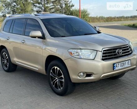 Бежевый Тойота Хайлендер, объемом двигателя 3.46 л и пробегом 280 тыс. км за 13200 $, фото 11 на Automoto.ua