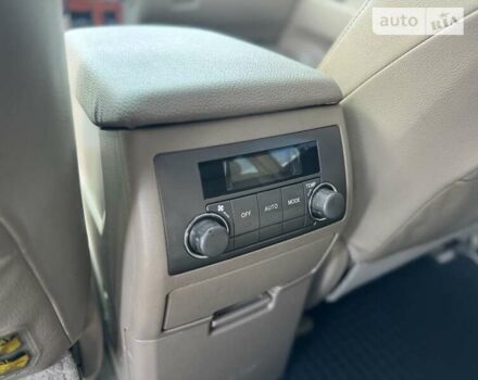 Бежевый Тойота Хайлендер, объемом двигателя 3.46 л и пробегом 280 тыс. км за 13200 $, фото 26 на Automoto.ua