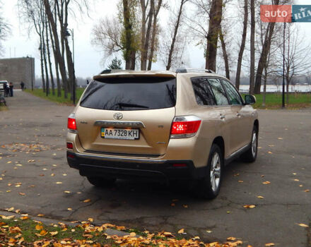 Бежевий Тойота Хайлендер, об'ємом двигуна 3.46 л та пробігом 232 тис. км за 14498 $, фото 9 на Automoto.ua