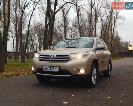 Бежевий Тойота Хайлендер, об'ємом двигуна 3.46 л та пробігом 232 тис. км за 14498 $, фото 30 на Automoto.ua