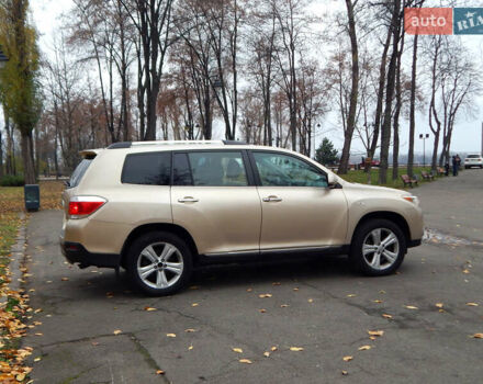 Бежевий Тойота Хайлендер, об'ємом двигуна 3.46 л та пробігом 232 тис. км за 14498 $, фото 6 на Automoto.ua