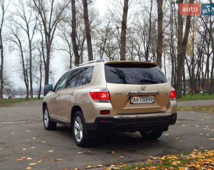 Бежевий Тойота Хайлендер, об'ємом двигуна 3.46 л та пробігом 232 тис. км за 14498 $, фото 11 на Automoto.ua