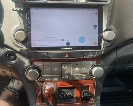 Бежевый Тойота Хайлендер, объемом двигателя 3.46 л и пробегом 231 тыс. км за 15000 $, фото 5 на Automoto.ua