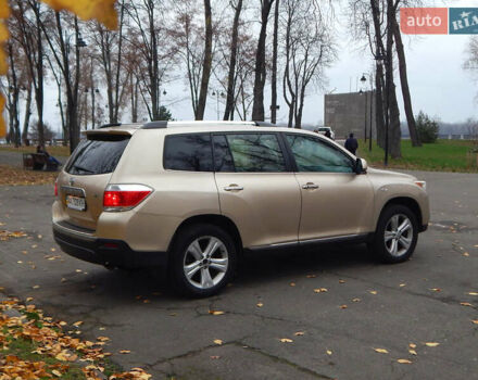 Бежевий Тойота Хайлендер, об'ємом двигуна 3.46 л та пробігом 232 тис. км за 14498 $, фото 8 на Automoto.ua