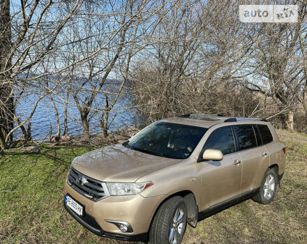Тойота Хайлендер 2011 в Верхнеднепровске на Automoto.ua Бежевый Тойота Хайлендер, объемом двигателя 3.49 л и пробегом 290 тыс. км за 18000 $, фото 14 на Automoto.ua