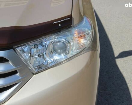 Бежевий Тойота Хайлендер, об'ємом двигуна 3.5 л та пробігом 113 тис. км за 17990 $, фото 12 на Automoto.ua