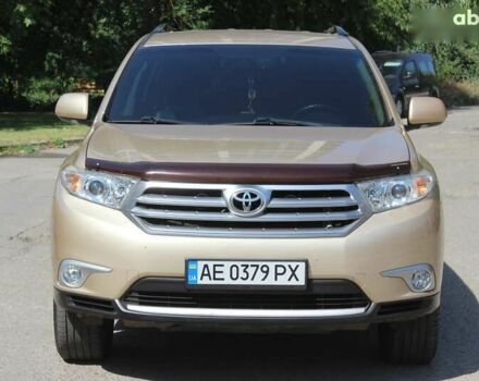 Бежевий Тойота Хайлендер, об'ємом двигуна 3.5 л та пробігом 113 тис. км за 17990 $, фото 3 на Automoto.ua