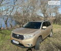 Тойота Хайлендер 2011 в Верхнеднепровске на Automoto.ua Бежевый Тойота Хайлендер, объемом двигателя 3.49 л и пробегом 290 тыс. км за 18000 $, фото 10 на Automoto.ua