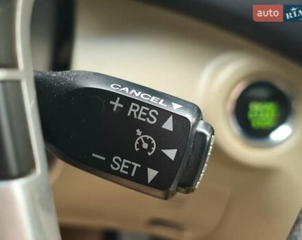 Бежевый Тойота Хайлендер, объемом двигателя 3.46 л и пробегом 302 тыс. км за 18600 $, фото 24 на Automoto.ua