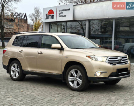 Бежевый Тойота Хайлендер, объемом двигателя 3.46 л и пробегом 302 тыс. км за 18600 $, фото 5 на Automoto.ua