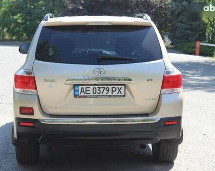 Бежевий Тойота Хайлендер, об'ємом двигуна 3.5 л та пробігом 113 тис. км за 17990 $, фото 8 на Automoto.ua