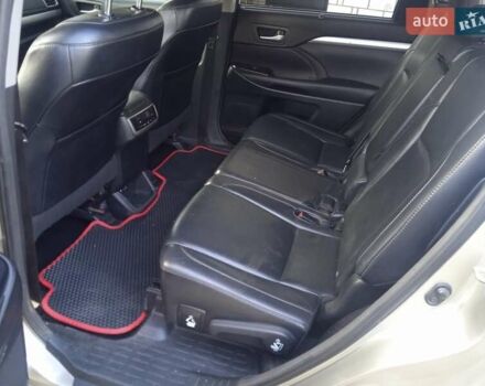 Бежевый Тойота Хайлендер, объемом двигателя 2.5 л и пробегом 170 тыс. км за 24500 $, фото 20 на Automoto.ua