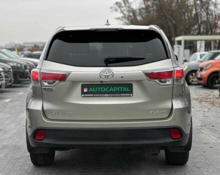 Бежевый Тойота Хайлендер, объемом двигателя 3.5 л и пробегом 166 тыс. км за 23990 $, фото 4 на Automoto.ua
