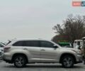 Бежевый Тойота Хайлендер, объемом двигателя 3.46 л и пробегом 166 тыс. км за 23990 $, фото 4 на Automoto.ua