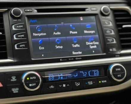 Бежевый Тойота Хайлендер, объемом двигателя 3.5 л и пробегом 166 тыс. км за 23990 $, фото 19 на Automoto.ua