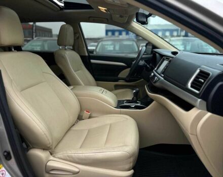 Бежевый Тойота Хайлендер, объемом двигателя 3.5 л и пробегом 166 тыс. км за 23990 $, фото 10 на Automoto.ua