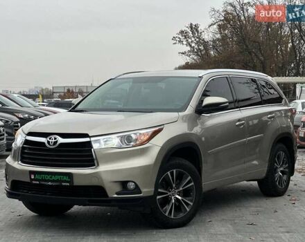 Бежевый Тойота Хайлендер, объемом двигателя 3.46 л и пробегом 166 тыс. км за 23990 $, фото 1 на Automoto.ua