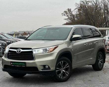 Бежевый Тойота Хайлендер, объемом двигателя 3.5 л и пробегом 166 тыс. км за 23990 $, фото 1 на Automoto.ua
