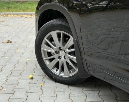 Чорний Тойота Хайлендер, об'ємом двигуна 2.7 л та пробігом 185 тис. км за 19500 $, фото 5 на Automoto.ua