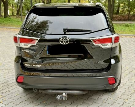 Чорний Тойота Хайлендер, об'ємом двигуна 2.7 л та пробігом 185 тис. км за 19500 $, фото 4 на Automoto.ua