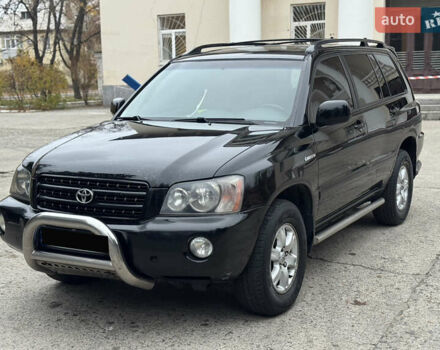 Чорний Тойота Хайлендер, об'ємом двигуна 3 л та пробігом 320 тис. км за 7400 $, фото 1 на Automoto.ua