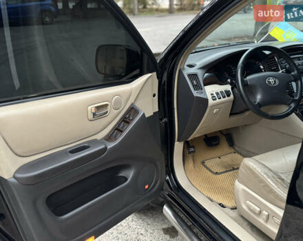 Чорний Тойота Хайлендер, об'ємом двигуна 3 л та пробігом 320 тис. км за 7400 $, фото 18 на Automoto.ua