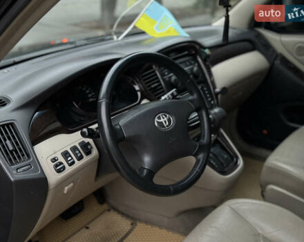 Чорний Тойота Хайлендер, об'ємом двигуна 3 л та пробігом 320 тис. км за 7400 $, фото 29 на Automoto.ua