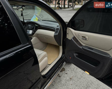 Чорний Тойота Хайлендер, об'ємом двигуна 3 л та пробігом 320 тис. км за 7400 $, фото 38 на Automoto.ua