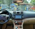 Чорний Тойота Хайлендер, об'ємом двигуна 3.46 л та пробігом 235 тис. км за 13800 $, фото 6 на Automoto.ua