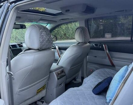 Тойота Хайлендер 2008 в Днепре (Днепропетровске) на Automoto.ua Черный Тойота Хайлендер, объемом двигателя 3.46 л и пробегом 240 тыс. км за 11000 $, фото 9 на Automoto.ua