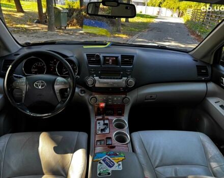 Черный Тойота Хайлендер, объемом двигателя 3.5 л и пробегом 473 тыс. км за 15290 $, фото 28 на Automoto.ua