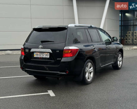 Черный Тойота Хайлендер, объемом двигателя 3.46 л и пробегом 257 тыс. км за 11990 $, фото 4 на Automoto.ua