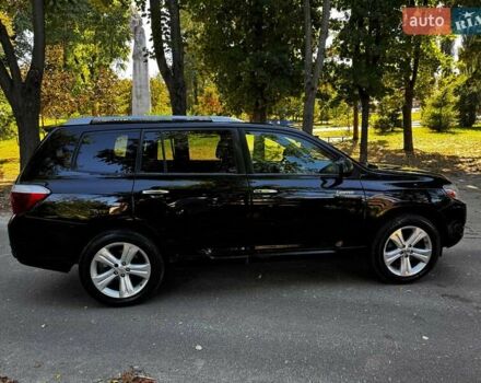 Черный Тойота Хайлендер, объемом двигателя 3.5 л и пробегом 473 тыс. км за 15290 $, фото 4 на Automoto.ua