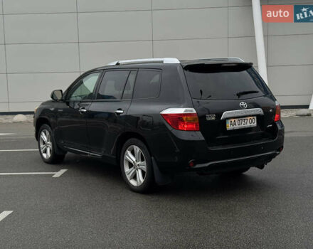 Черный Тойота Хайлендер, объемом двигателя 3.5 л и пробегом 257 тыс. км за 11990 $, фото 4 на Automoto.ua