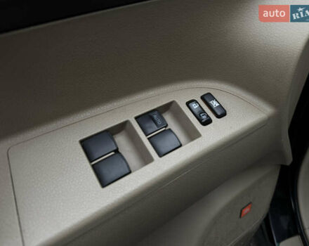 Черный Тойота Хайлендер, объемом двигателя 3.5 л и пробегом 257 тыс. км за 11990 $, фото 9 на Automoto.ua