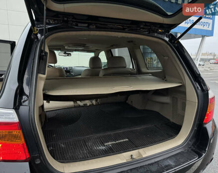 Чорний Тойота Хайлендер, об'ємом двигуна 3.5 л та пробігом 257 тис. км за 12800 $, фото 13 на Automoto.ua