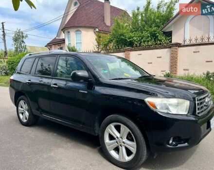 Черный Тойота Хайлендер, объемом двигателя 3.46 л и пробегом 253 тыс. км за 12900 $, фото 1 на Automoto.ua