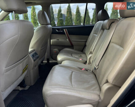 Тойота Хайлендер 2008 в Киеве на Automoto.ua Черный Тойота Хайлендер, объемом двигателя 3.5 л и пробегом 257 тыс. км за 13990 $, фото 8 на Automoto.ua