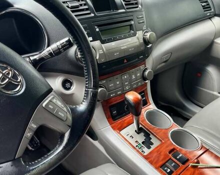 Черный Тойота Хайлендер, объемом двигателя 3.46 л и пробегом 253 тыс. км за 12900 $, фото 35 на Automoto.ua