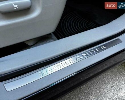 Черный Тойота Хайлендер, объемом двигателя 3.5 л и пробегом 473 тыс. км за 15290 $, фото 34 на Automoto.ua