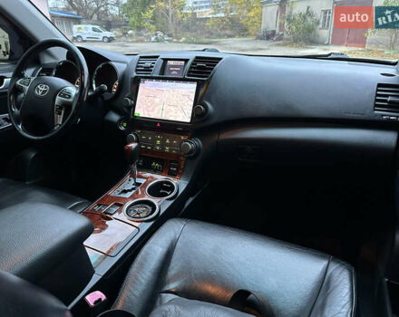 Черный Тойота Хайлендер, объемом двигателя 3.5 л и пробегом 250 тыс. км за 14999 $, фото 22 на Automoto.ua