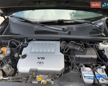 Черный Тойота Хайлендер, объемом двигателя 3.46 л и пробегом 183 тыс. км за 17500 $, фото 5 на Automoto.ua