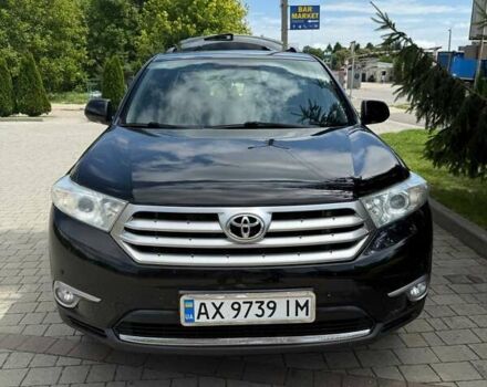 Черный Тойота Хайлендер, объемом двигателя 3.46 л и пробегом 183 тыс. км за 17500 $, фото 1 на Automoto.ua